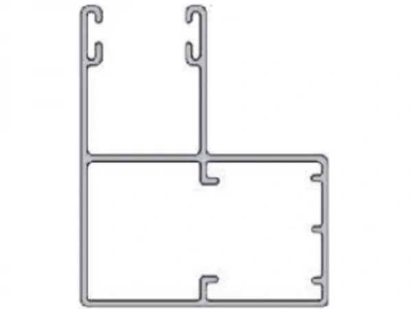distanțată