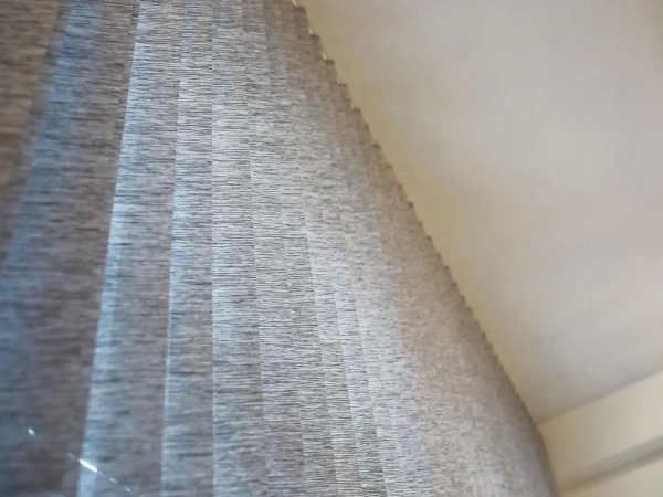Jaluzele verticale bicolore - material ARUBA 4